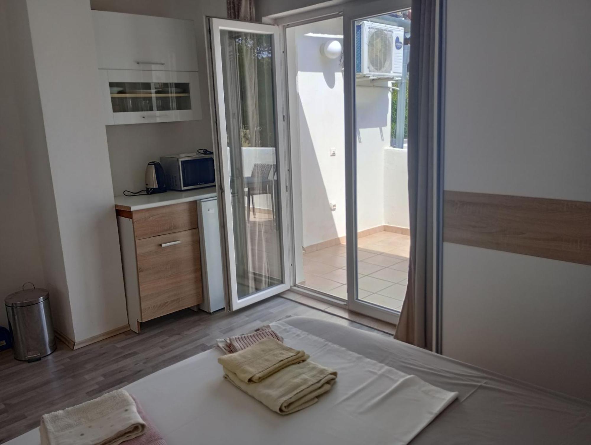Apartments And Rooms Camelia Premantura Εξωτερικό φωτογραφία